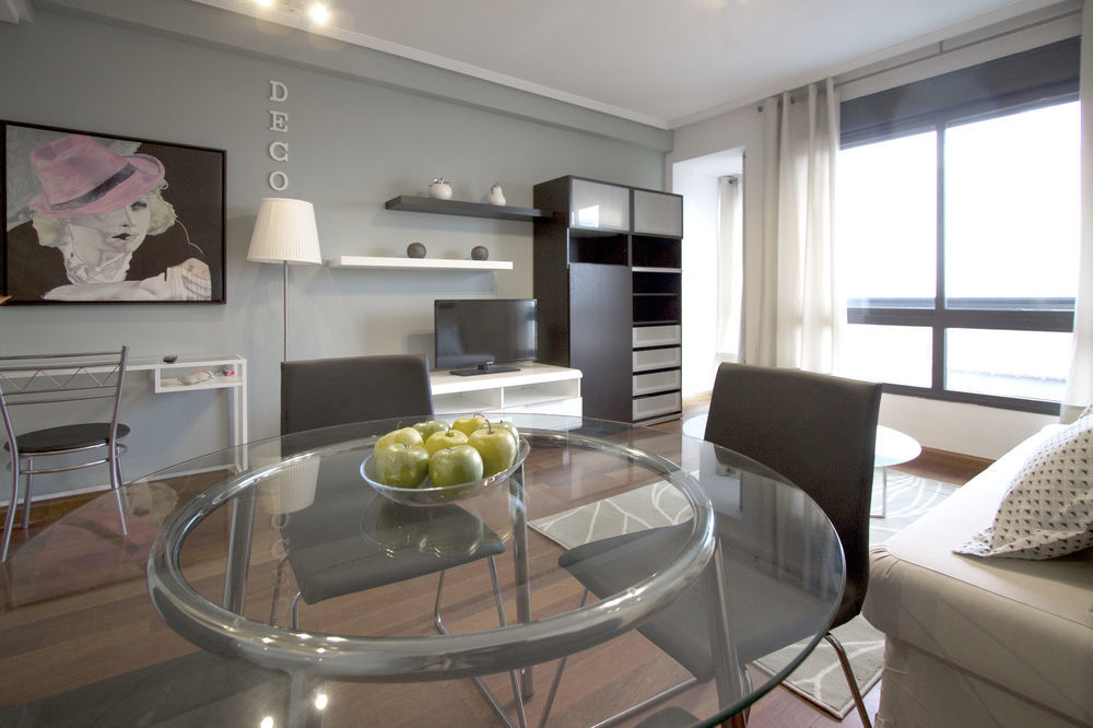 Castilla Luz Deco Appartamento Madrid